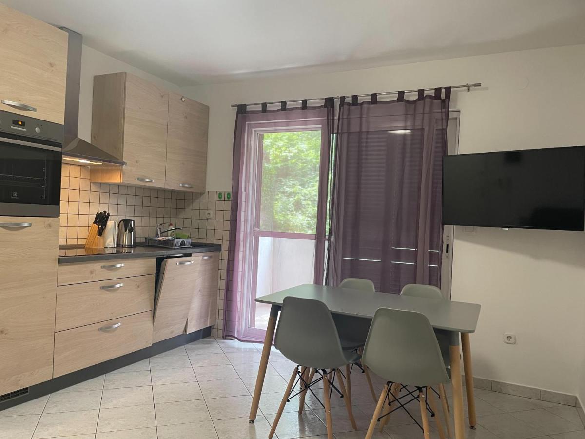 Apartment Porat Porat  Bagian luar foto