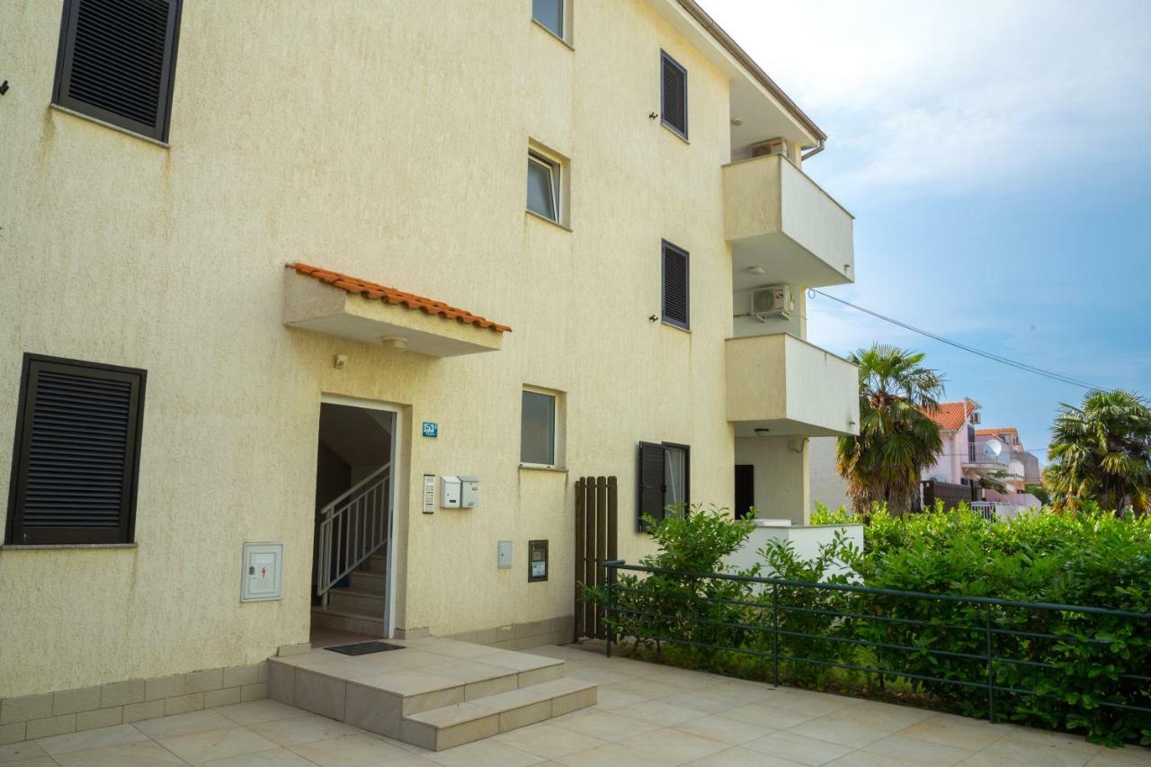 Apartment Porat Porat  Bagian luar foto